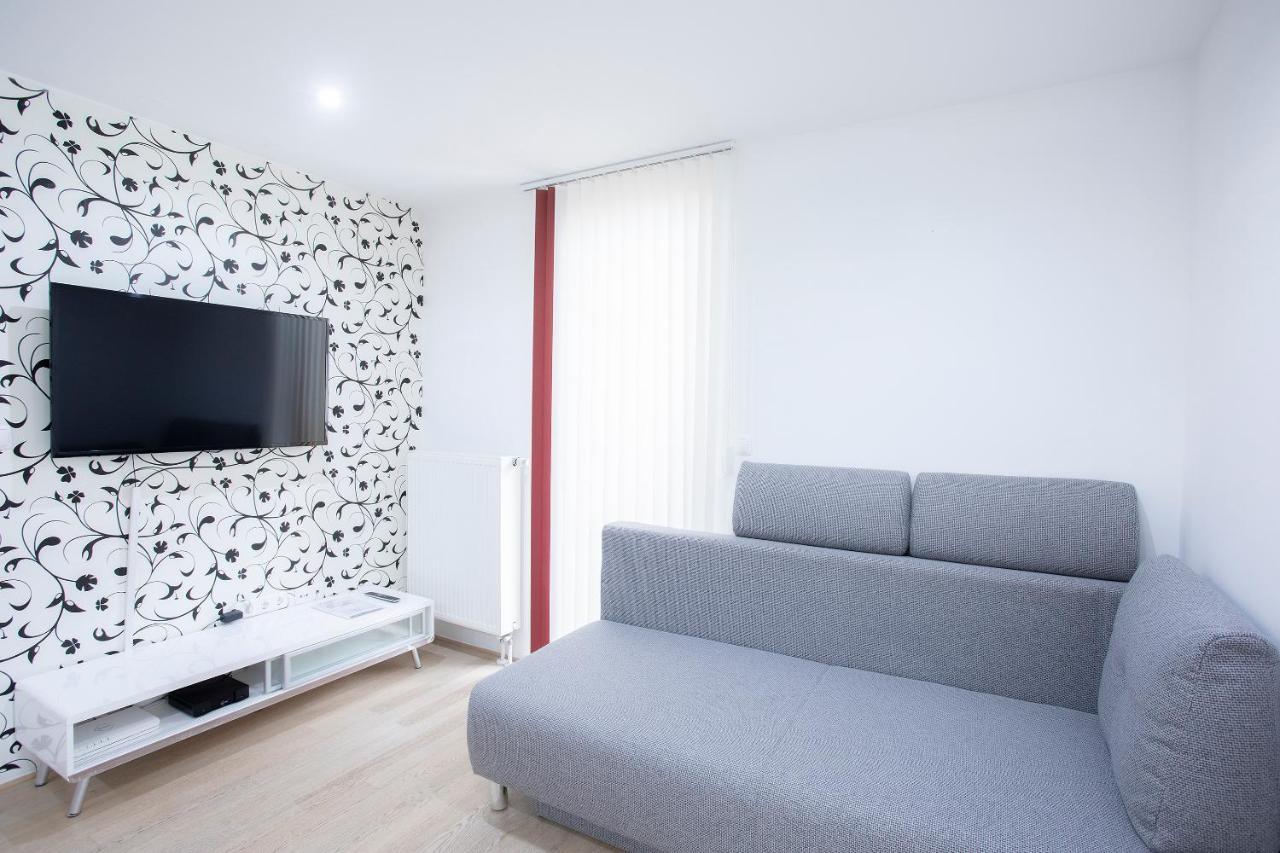 Apartment Arnika ครานสกา โกรา ภายนอก รูปภาพ