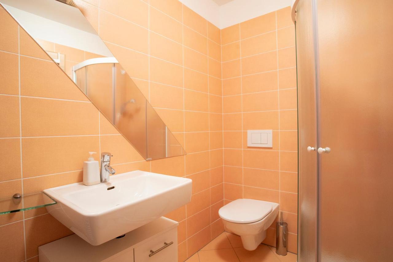 Apartment Arnika ครานสกา โกรา ภายนอก รูปภาพ