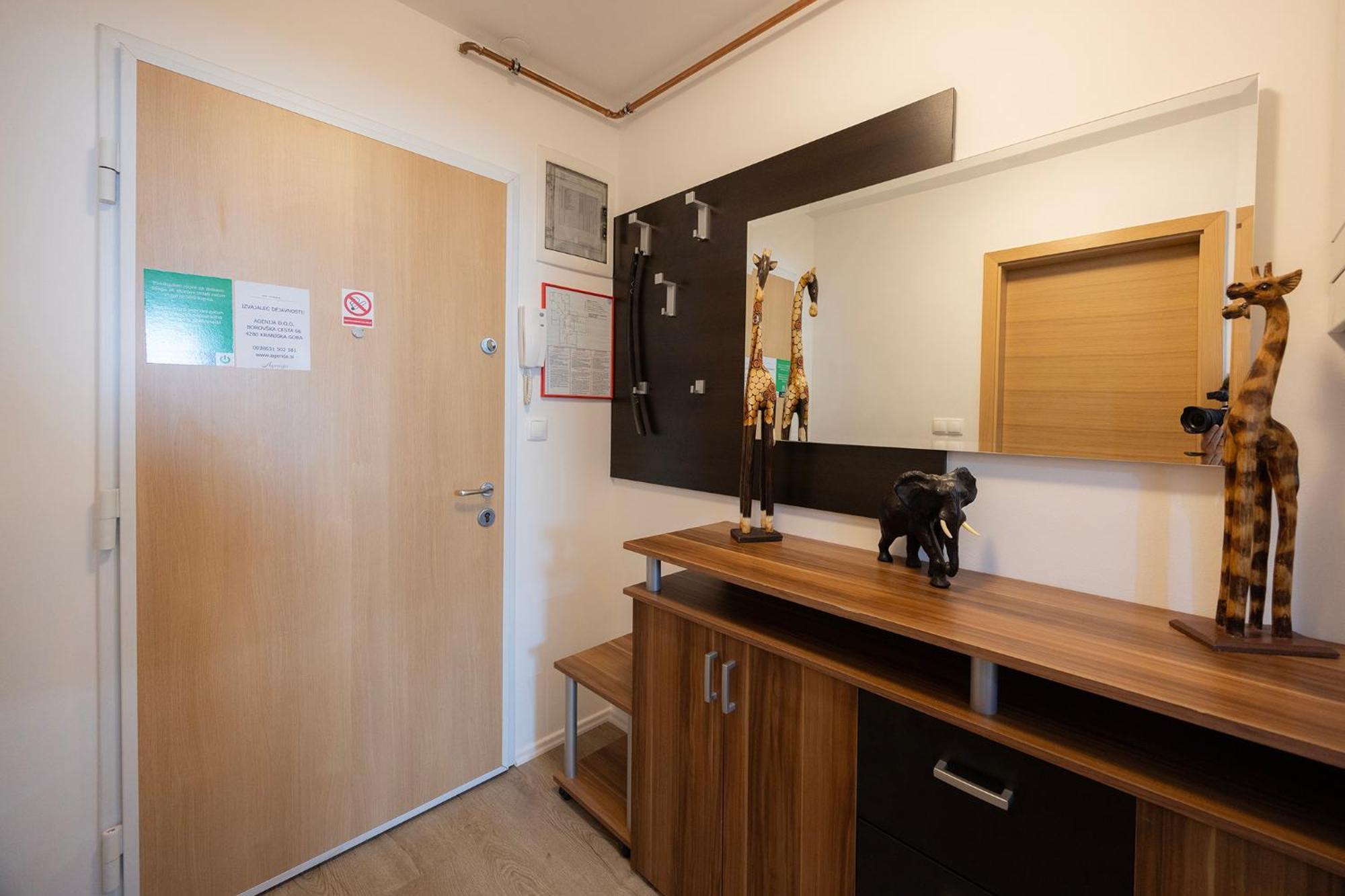 Apartment Arnika ครานสกา โกรา ภายนอก รูปภาพ